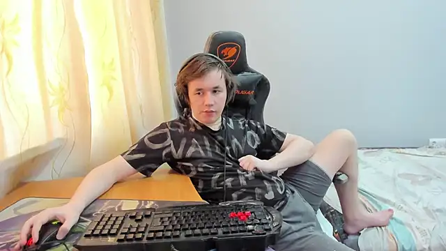 iliaskrislove Show Webcam