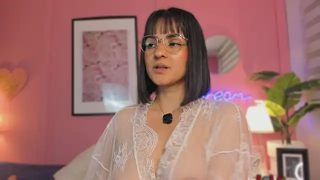 Chat +18 de SoySaraa ao vivo