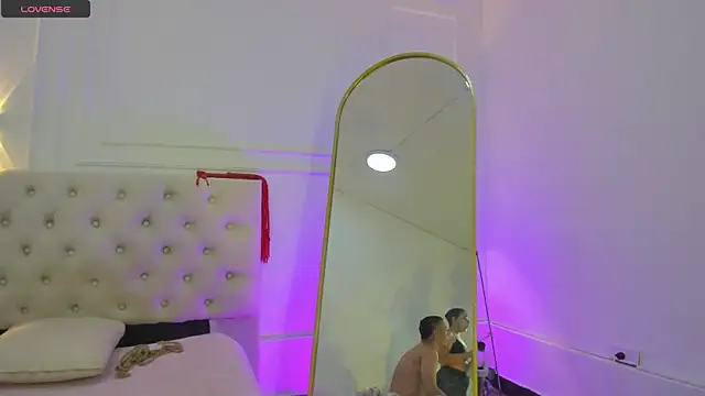 charlotte_dante212 Adlı Modelin Canlı XXX Sohbeti