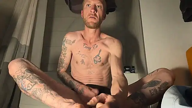 rawanduncut4u's Webcam Show