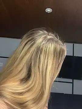 Miah_Stewart: απευθείας συνομιλία ΧΧΧ