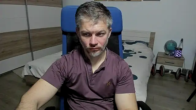 Chatroom XXX en direct de RobbyShawz