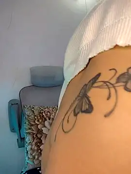 NayeCloud's Live XXX Chat