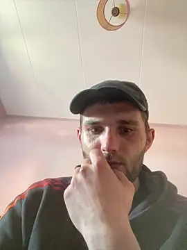 KAMIL3119 Chat XXX in diretta