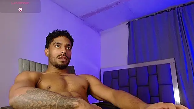 Christian_thor Chat XXX in diretta