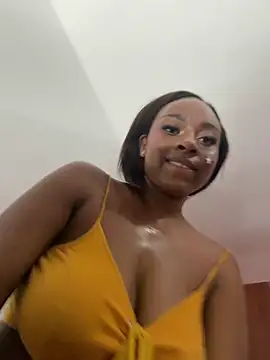 Chat XXX ao vivo de Kloe_rousse01