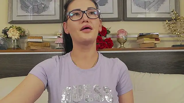 Sembang XXX Secara Langsung HellenDesire