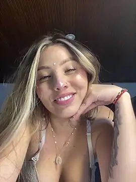 Czat XXX na żywo – Miah_Stewart