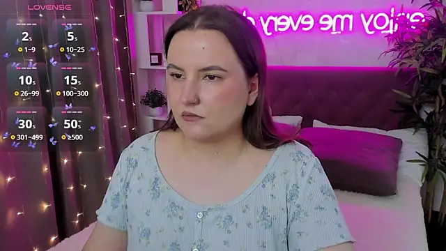 FeralPeach: απευθείας συνομιλία ΧΧΧ