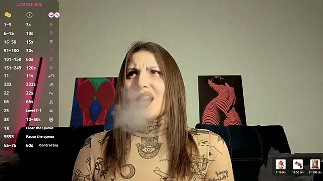 XXX chat uživo modela TrixiBell