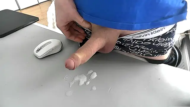 sperma_tributes webkamerás műsora