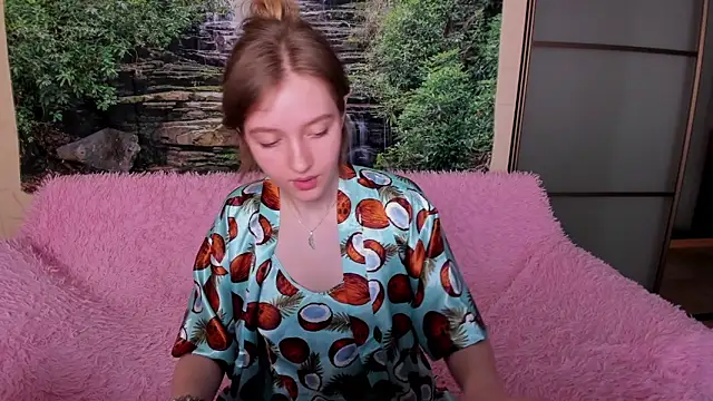 Ksuhesa Chat XXX in diretta