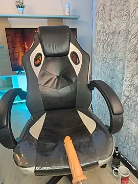 saracaball_ élő XXX-chatje