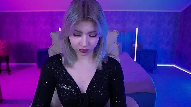 Show modela SelenaIris na web-kameri