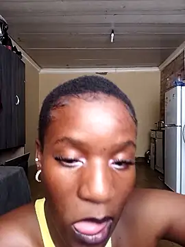 NaturalStunner6913 Chat XXX in diretta