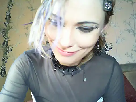 WildMissNiks Chat XXX in diretta