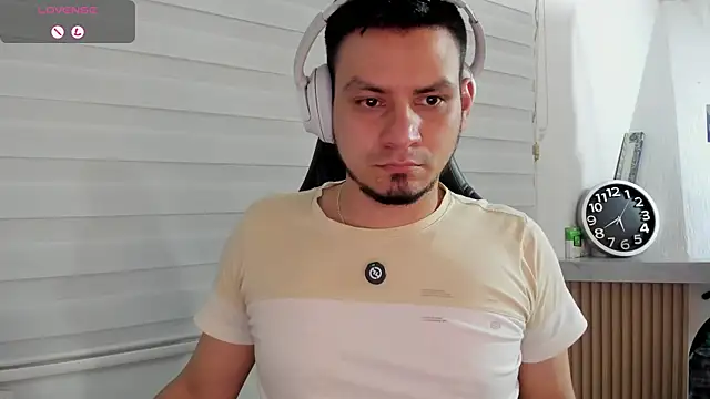 عرض كام Rick_Adams