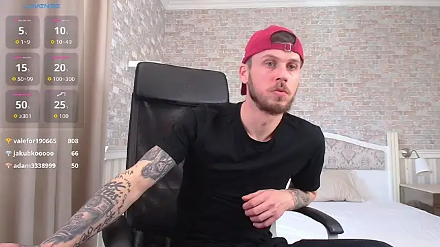 JonahShaw élő XXX-chatje