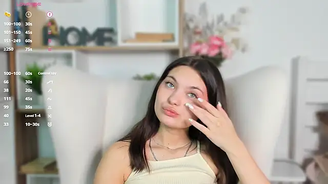 Chat +18 de MirthaBolduan ao vivo