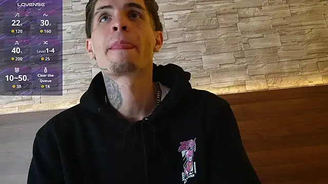 Brad_Scot_Patrickn Webbikameraesitys