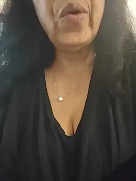 NakedMILFx Webcam Show