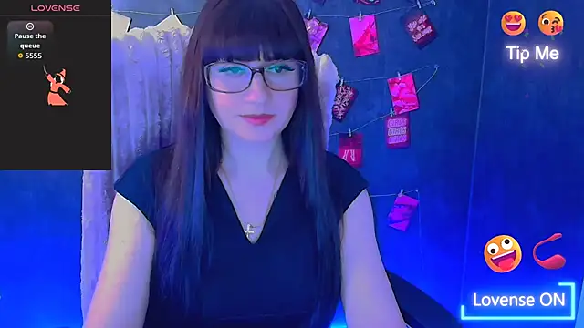 XXX chat uživo modela Violla_My