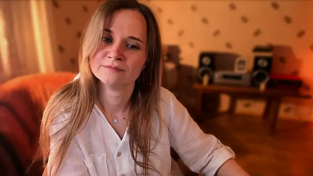 MiaSparkes: вебкам-шоу