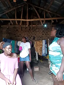 holygrail001のライブXXXチャット