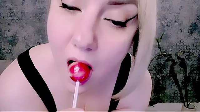 Djullia Chat XXX in diretta