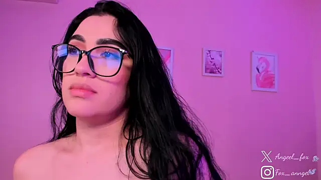 angeel_fox 即時 XXX 聊天