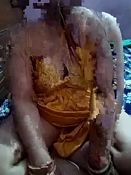 Gujju_bhabhi69's Live XXX Chat