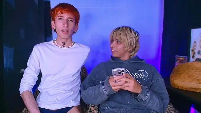 Nathan_twink Chat XXX in diretta