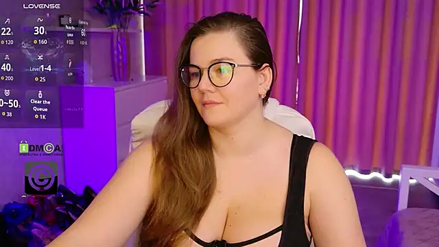 KellyKleine Adlı Modelin Canlı XXX Sohbeti