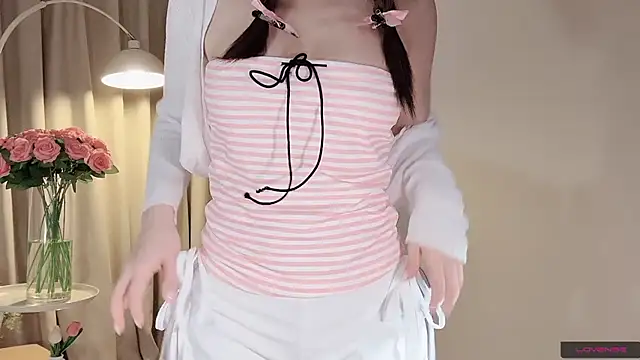 lvy-w 在線直播表演