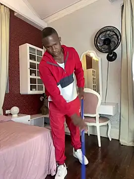 DarianWill18: онлайн-секс-чат