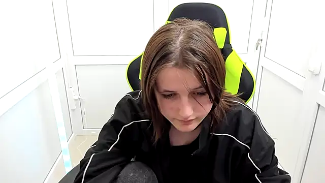 Chatroom XXX en direct de GoldenKiss