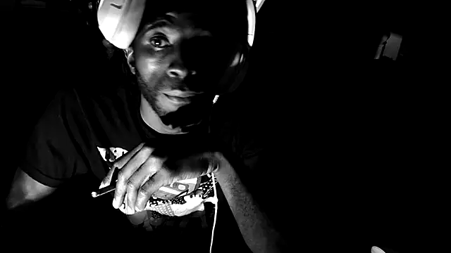 razzynolight Adlı Modelin Web Kamerası Şovu