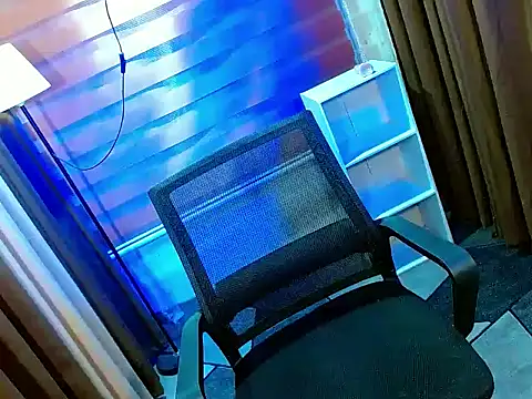 Olivia_the_Temptress27のウェブカメラショー