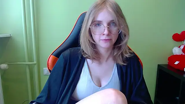 juicyPenny Adlı Modelin Canlı XXX Sohbeti