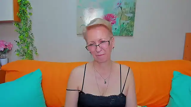 iamyourdream89n Live XXX chat