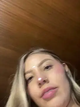 Miah_Stewart – Live XXX-chat