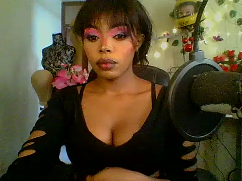 Anaconda2350 – Naživo XXX chat