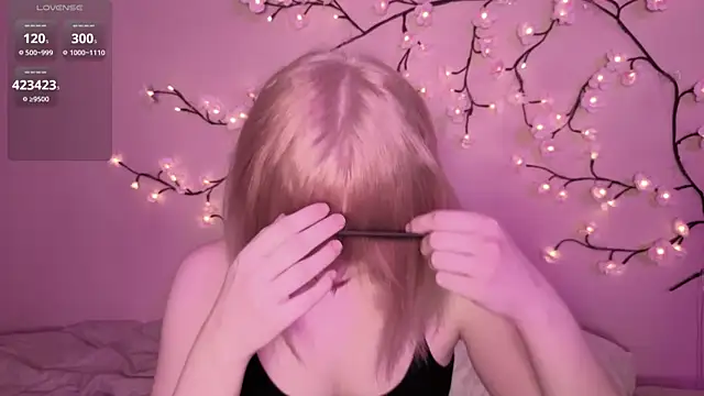 yumi_charm's Live XXX Chat