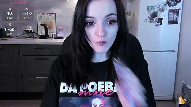 Chat XXX en directo de linaa__tyaan