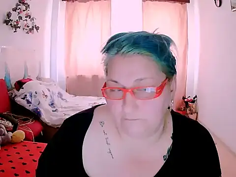 BlondyBigBoobs: онлайн-секс-чат