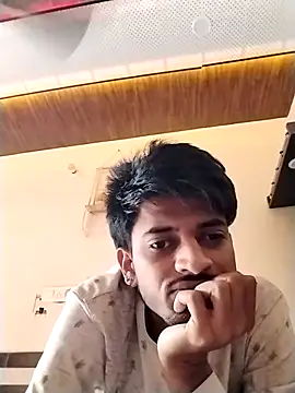 Wild_Vassu Show in webcam