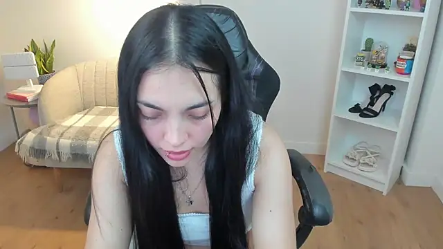 _BellaEvans_ Live XXX-chat