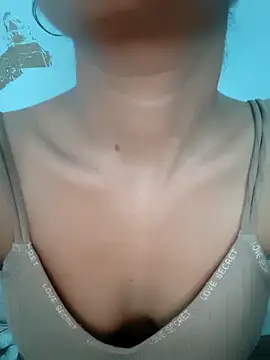 Czat XXX na żywo – alisha_khan1