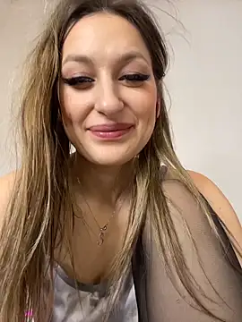 Chat XXX en directo de Alyxra