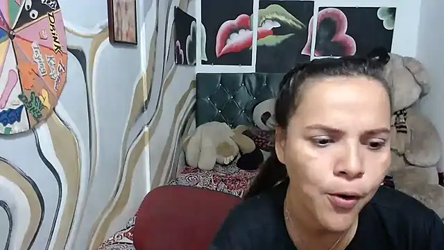 manzanahot9's Live XXX Chat